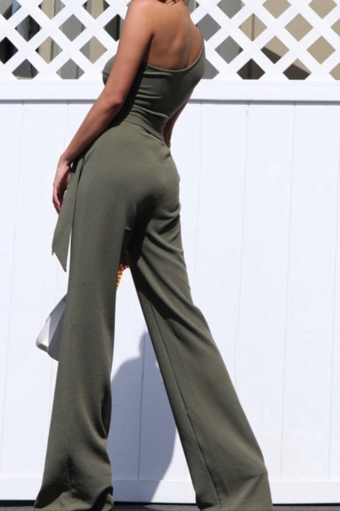 
                
                    Load image into Gallery viewer, KENDALL JUMPSUIT
                
            