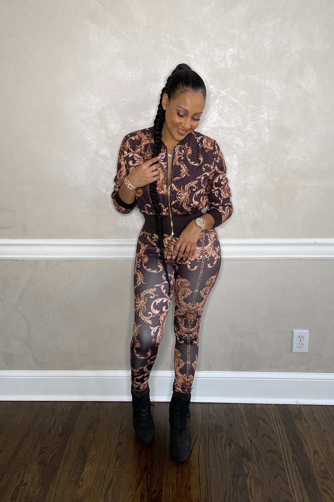 
                
                    Load image into Gallery viewer, LEAH TWO PIECE PANT SET
                
            