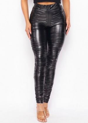 
                
                    Load image into Gallery viewer, HIGH WAISTED FAUX LEATHER PANT
                
            